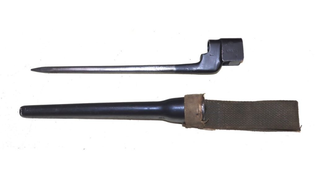 WW2 British No.4 Mk2 Bayonet And Scabbard