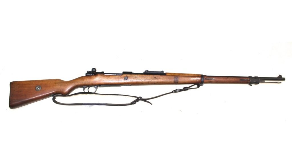Section 1 – Rare WW1 German 1917 Dated Amberg Produced G98 With WW2 Refurbishment 8×57 – S/N643
