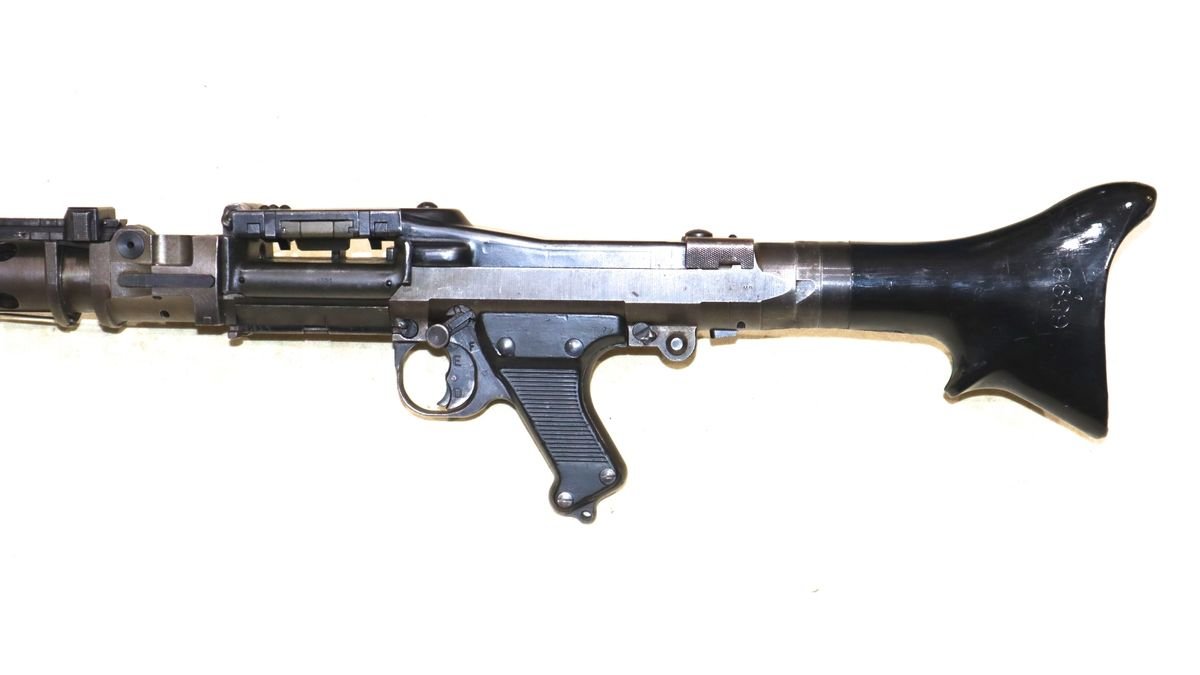 Superb Condition WW2 German 1945 Dated dot Marked MG34 – SN 098 - Image 14