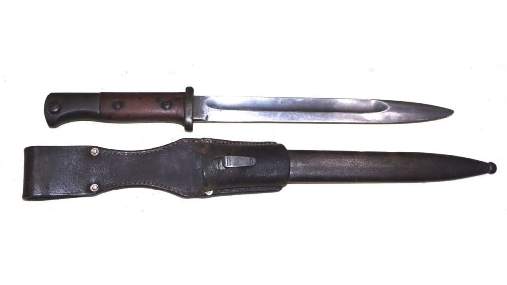 Scarce WW1 German K98AZ Bayonet In Scabbard & Frog