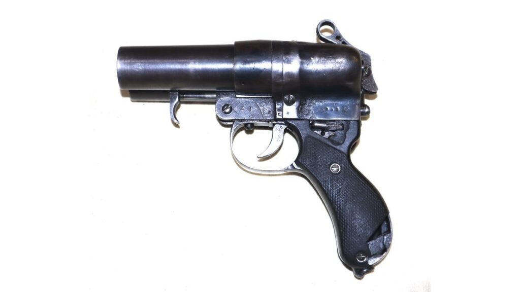 WW2 Japanese Type 90 Double Barrel Flare Pistol
