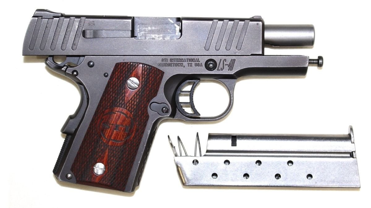 STI International LS-40 Pistol - Image 6