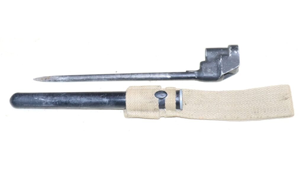 WW2 British No.4 Enfield MK3 Spike Bayonet In Scabbard With Frog