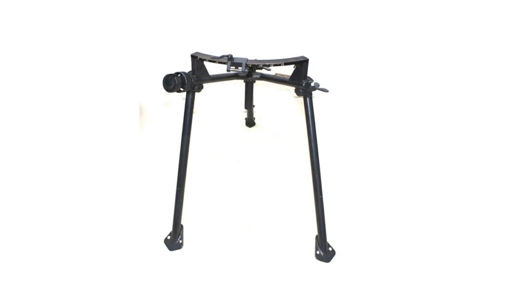 Mint Condition Czech 1962 Dated VZ59 Tripod