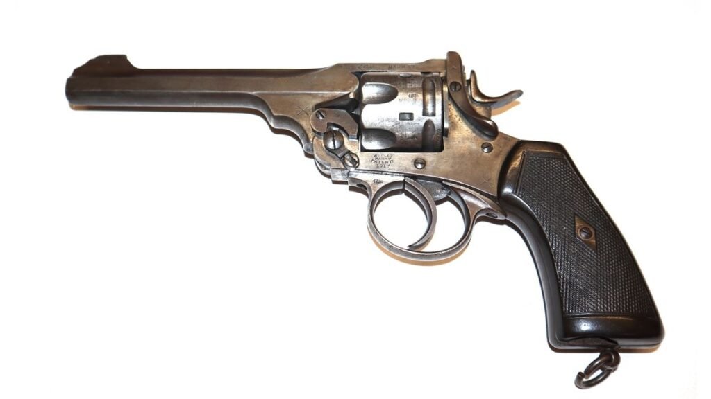 Section 5/7.1 – WW1 British 1917 Dated .455 Webley Mk6 – SOLD