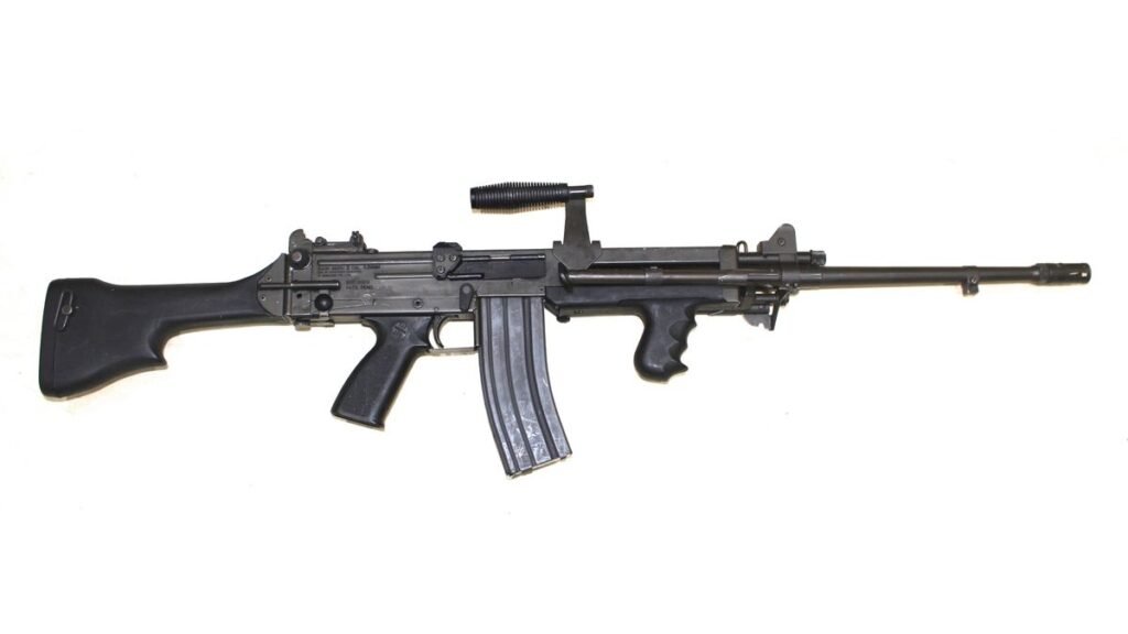 Rare Exceptional Condition Singapore SAW Mk2 Assault rifle – SN 020